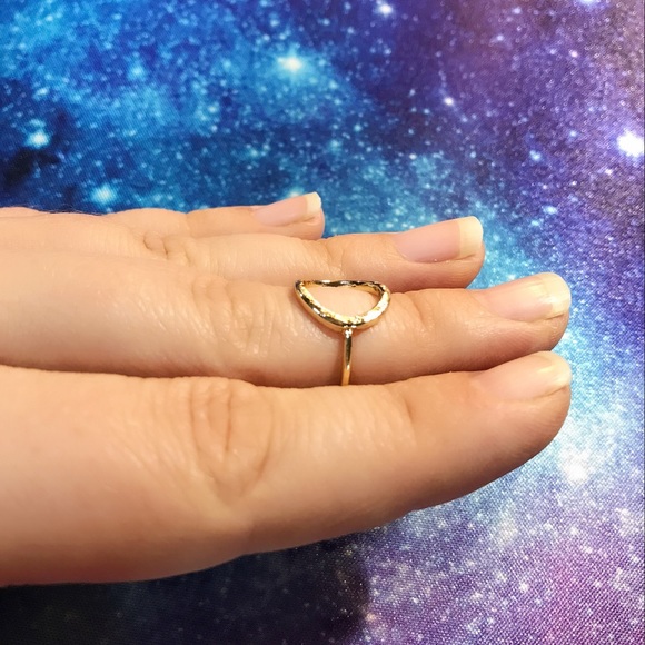 NEW!💙💎💛MODERN! MINIMALIST GOLDEN RING!💛💎💙6.5 - Picture 4 of 8